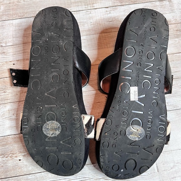 💚Vionic Grace Jura velcro zebra sandals - Picture 6 of 8